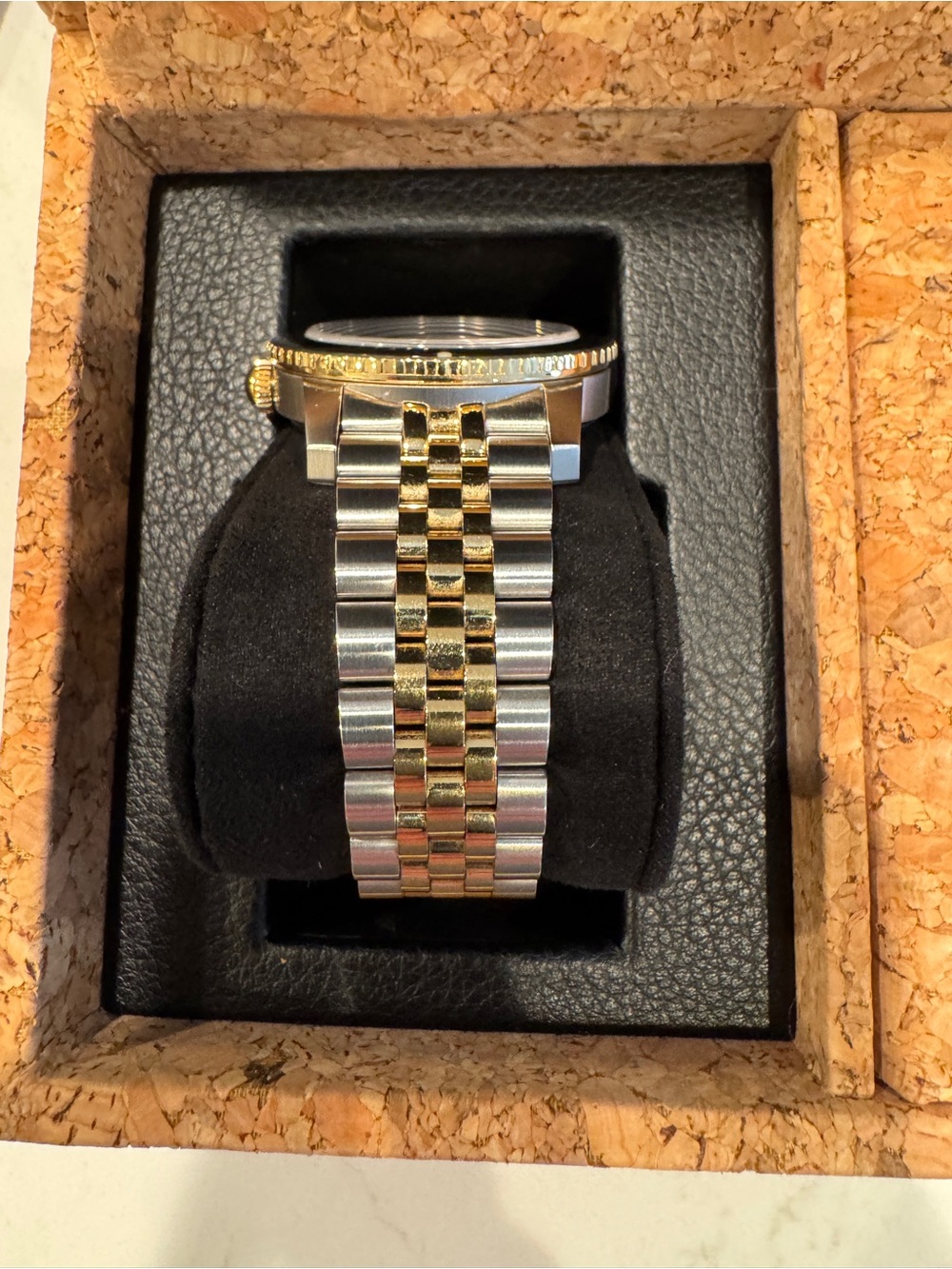 Zodiac Super Sea Wolf Two-Tone 40mm Dive Watch - Picture 9 of 10